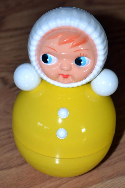Lėlė bimbo svyruoklė Lėlė bimbo svyruoklė